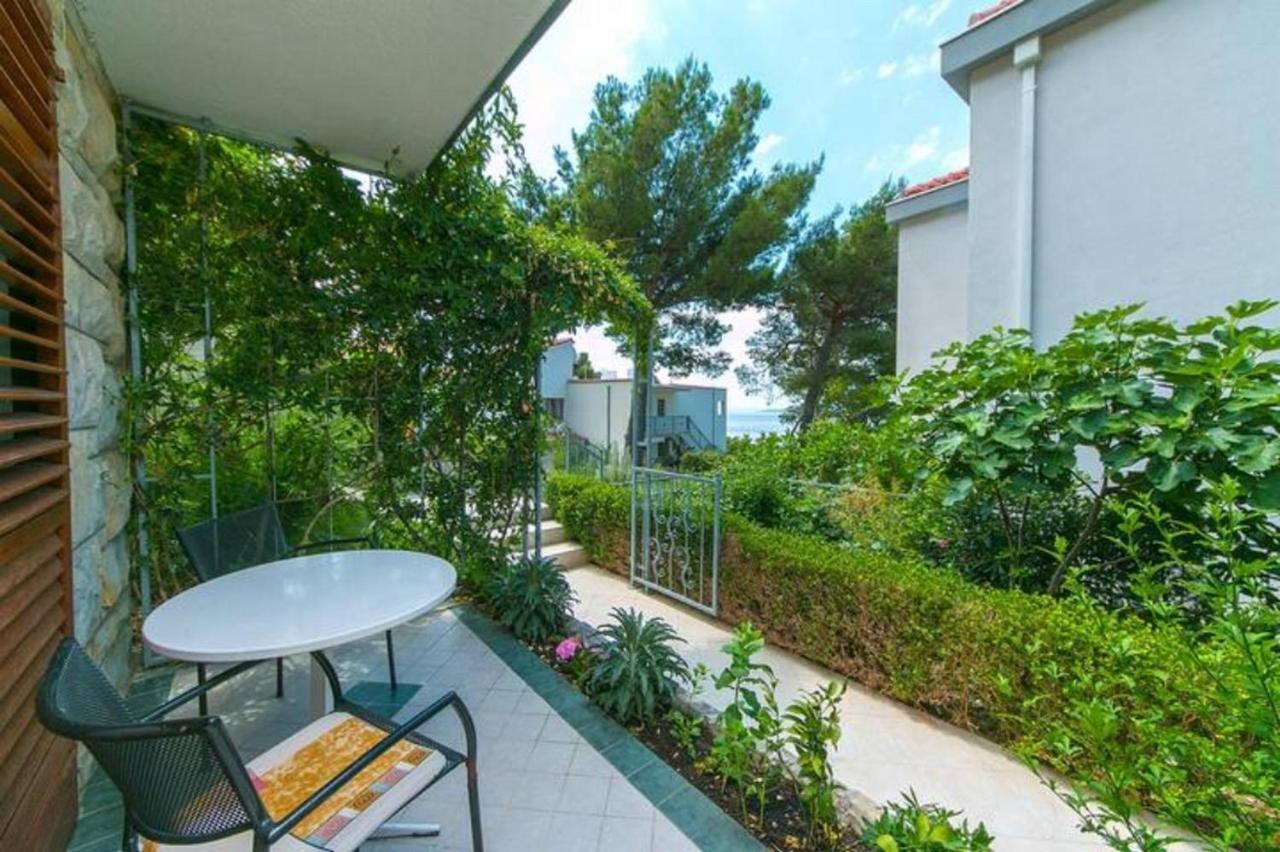 Apartments By The Sea Brela, Makarska - 20778 ภายนอก รูปภาพ