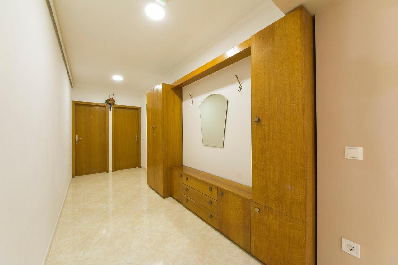Apartments By The Sea Brela, Makarska - 20778 ภายนอก รูปภาพ