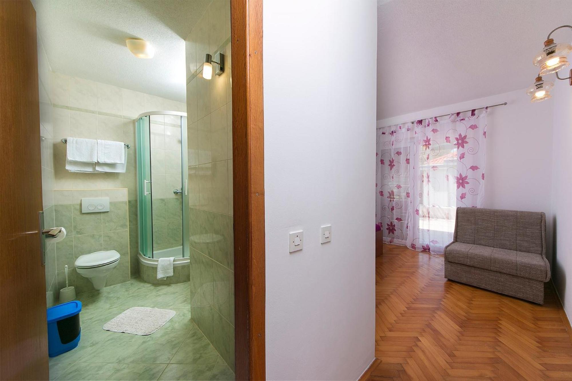 Apartments By The Sea Brela, Makarska - 20778 ห้อง รูปภาพ